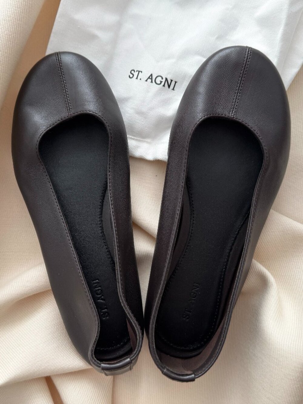 St Agni Low Scoop Ballet Flat in Coffee, size 37
